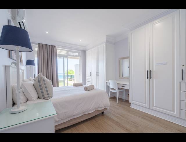 4 BEDROOM APARTMENT FOR SALE IN WILLARD BEACH